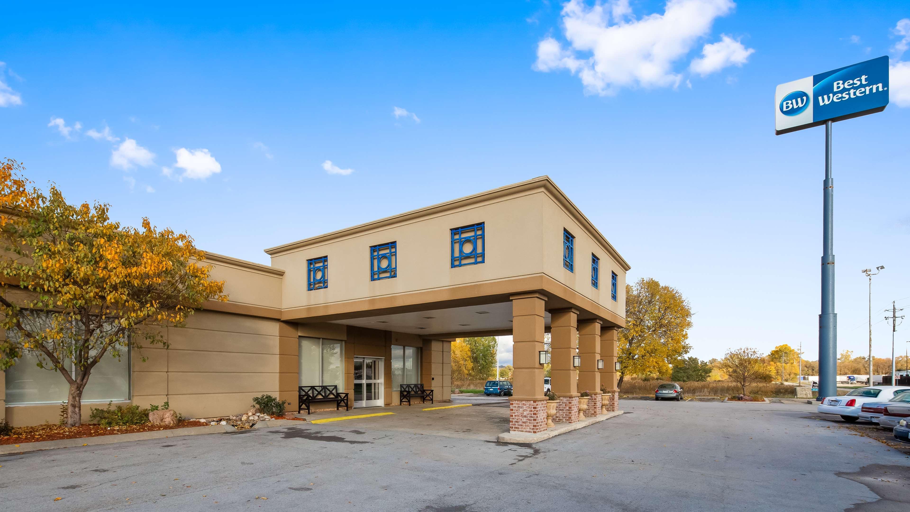Best Western Crossroads Of The Bluffs Council Bluffs Exterior photo
