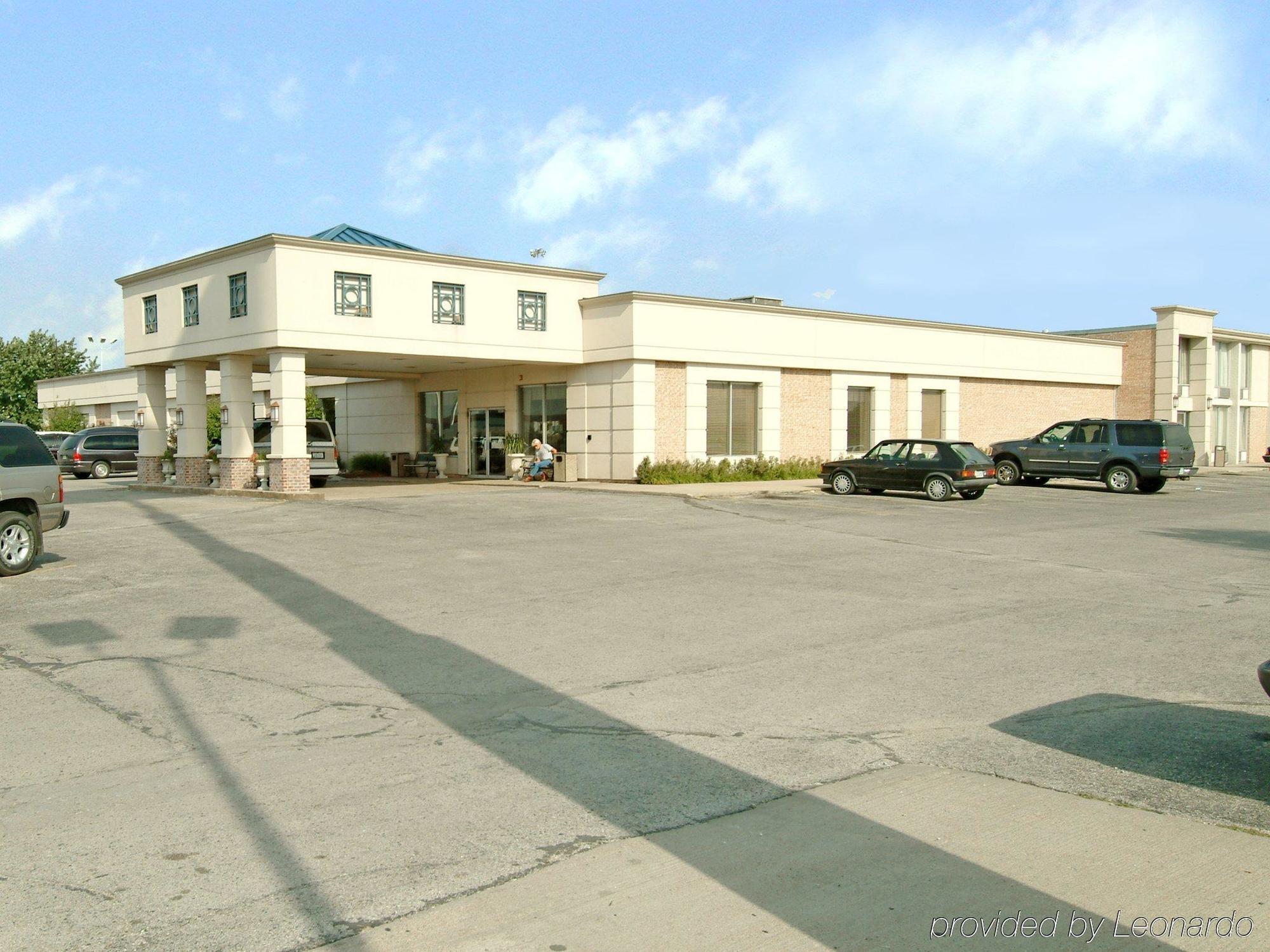Best Western Crossroads Of The Bluffs Council Bluffs Exterior photo