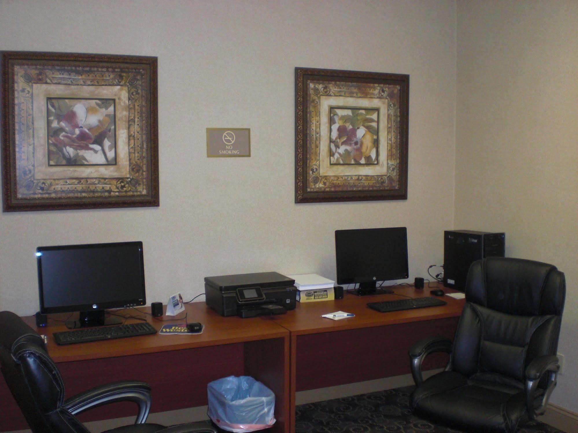 Best Western Crossroads Of The Bluffs Council Bluffs Facilities photo