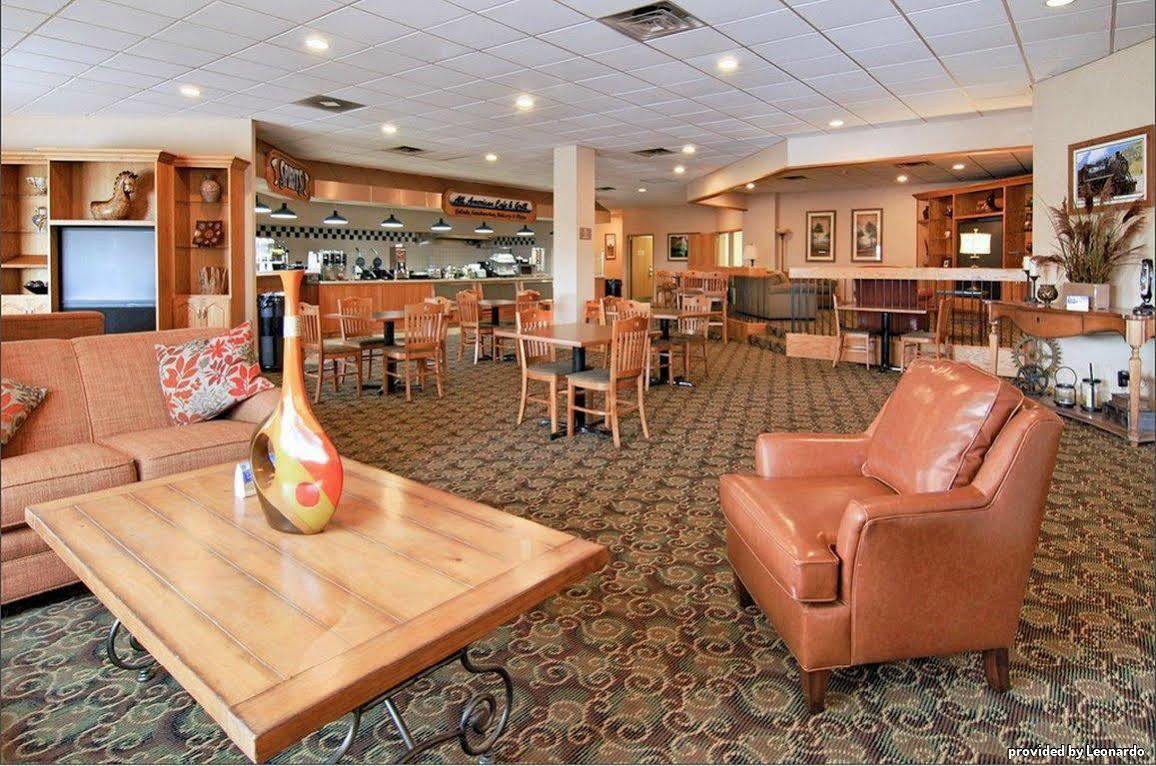 Best Western Crossroads Of The Bluffs Council Bluffs Exterior photo