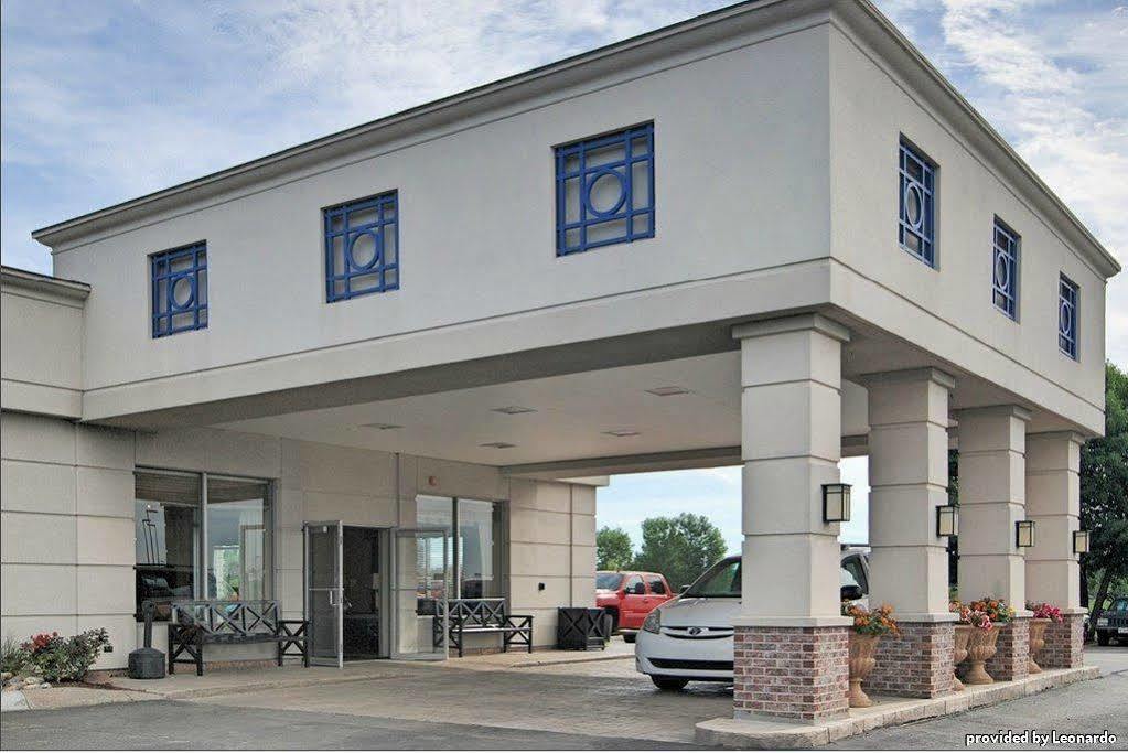 Best Western Crossroads Of The Bluffs Council Bluffs Exterior photo