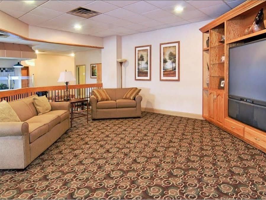Best Western Crossroads Of The Bluffs Council Bluffs Exterior photo