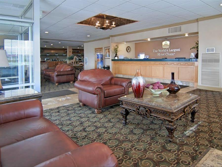 Best Western Crossroads Of The Bluffs Council Bluffs Exterior photo